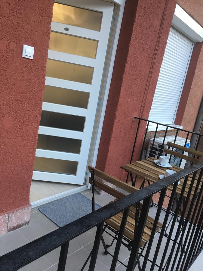 Gutenberg Apartments แซแก็ด ภายนอก รูปภาพ